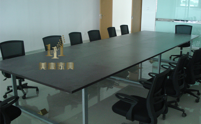 板式會議桌生產(chǎn)廠家，美高家具·12年高品質(zhì)辦公家具制造商